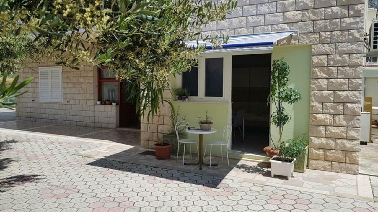 Apartament Silente